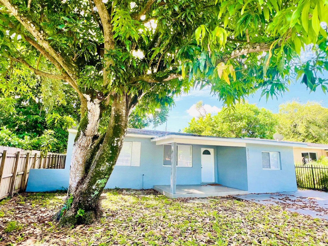 Casa a Miami Gardens, Florida, Stati Uniti 1 - 18900275