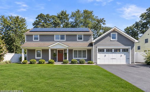 House in Oakhurst, New Jersey, United States 1