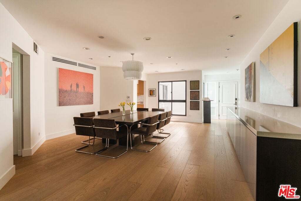 Condo in Santa Monica, California, United States 2 - 18899431