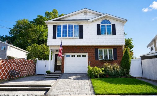 House in New York, New York, United States 1