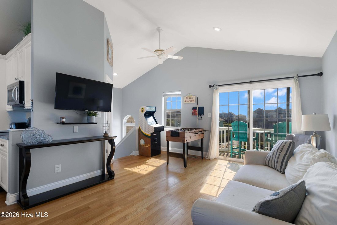 Townhouse in North Topsail Beach, North Carolina, United States 5 - 18900115