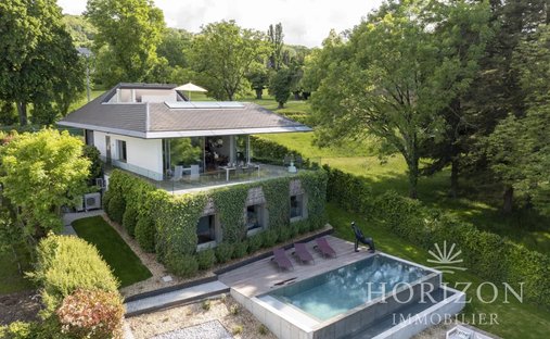 Villa in Evian-les-Bains, Auvergne-Rhône-Alpes, France 1