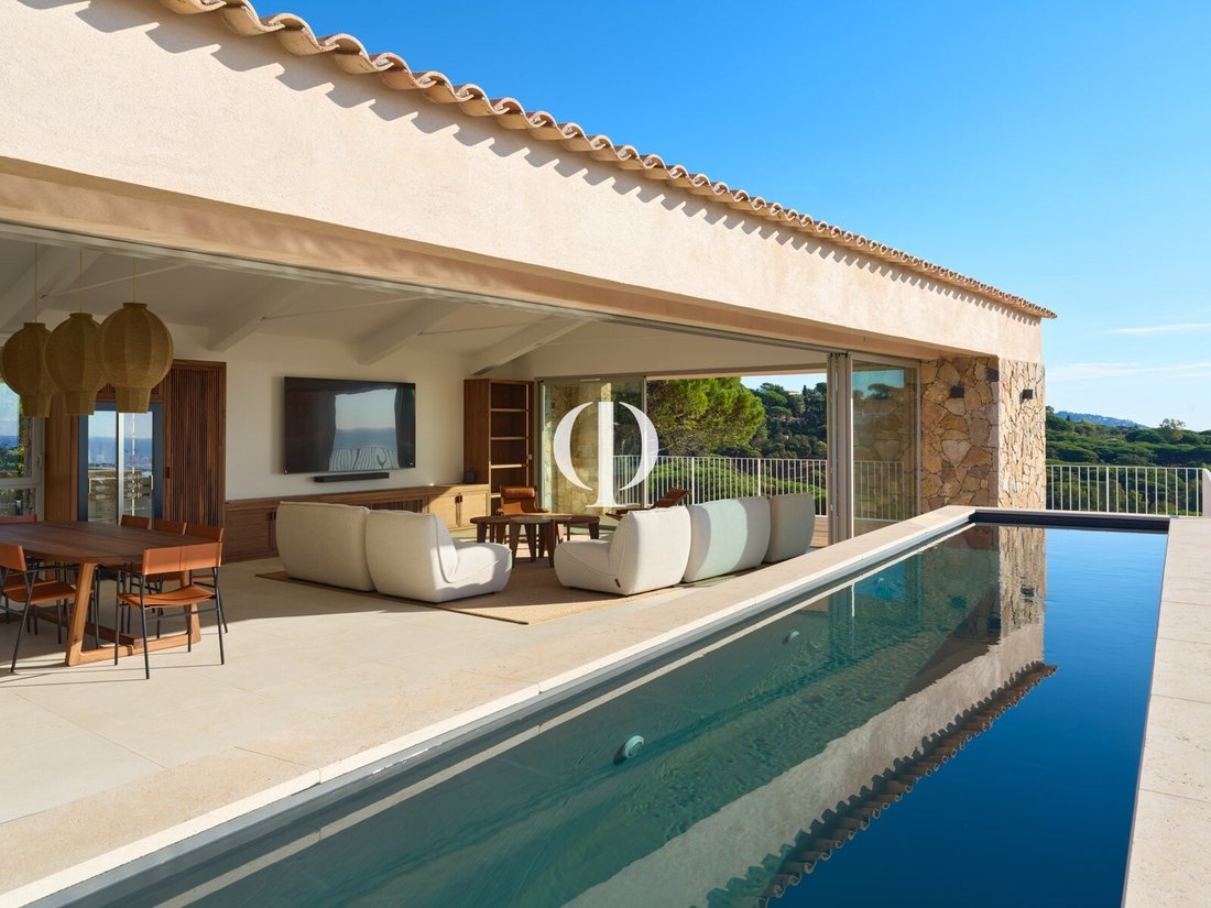 Villa in Nartelle-Noyer-Bellevue-bd des Sardinaux, Sainte-Maxime, France 1 - 18900883