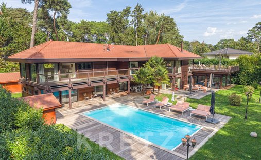 Villa in Sciez, Auvergne-Rhone-Alpen, Frankreich 1