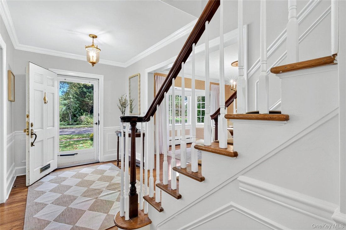 House in Manhasset, New York, United States 3 - 18895701