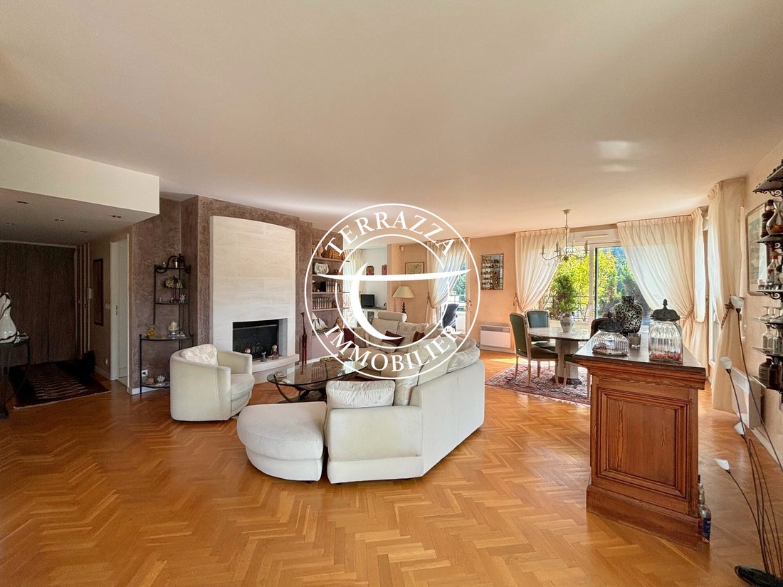 Apartment in Marly-le-Roi, Ile-de-France, France 3 - 18902405