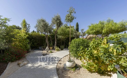 Apartment in Bandol, Provence-Alpes-Côte d'Azur, France 1