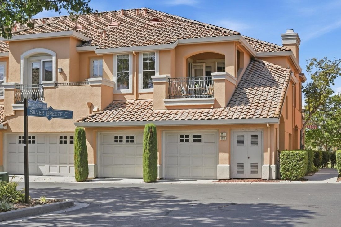 Condo in San Jose, California, United States 2 - 18899848