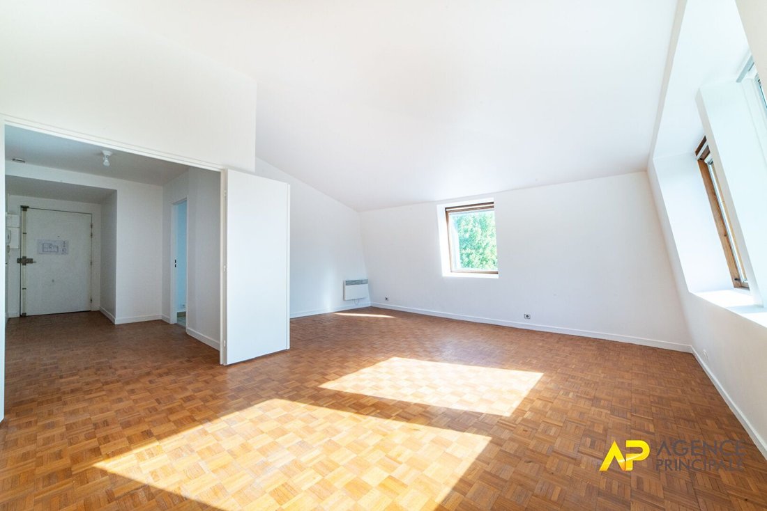 Apartment in Souvenir Français, La Garenne-Colombes, France 1 - 18901218