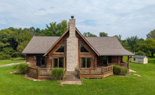 House in Centerburg, Ohio, United States 1