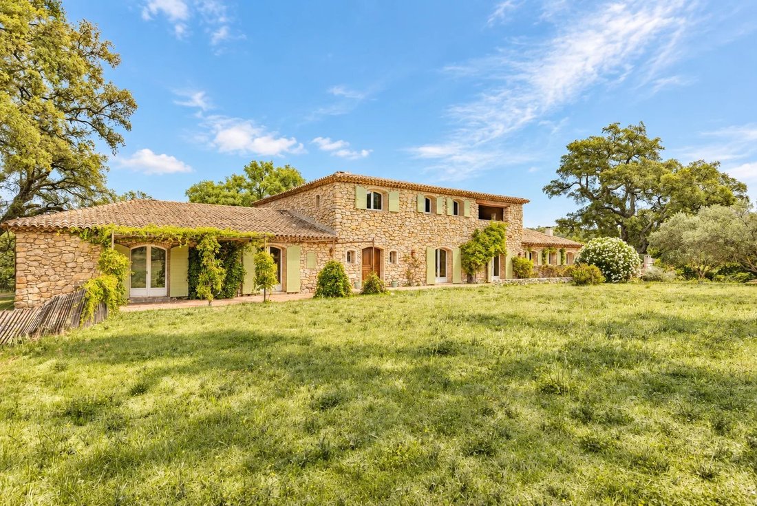 Estate in Basse Suane-Les Virgiles, Sainte-Maxime, France 3 - 18252092