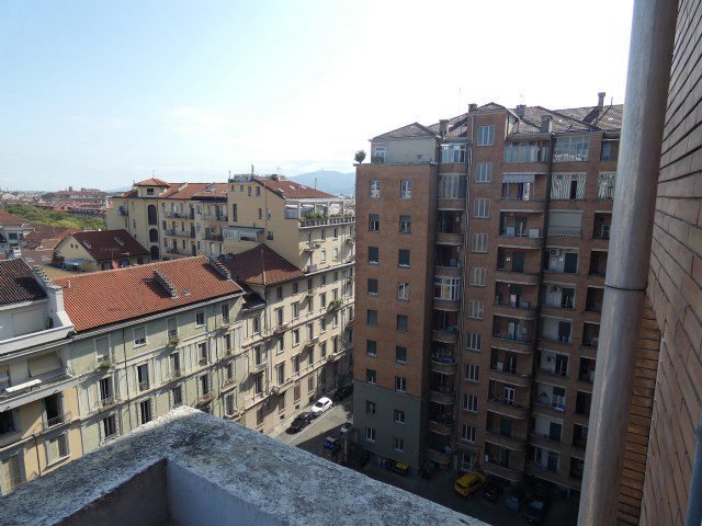 Apartment in Centro, Turin, Piedmont 4 - 17359557