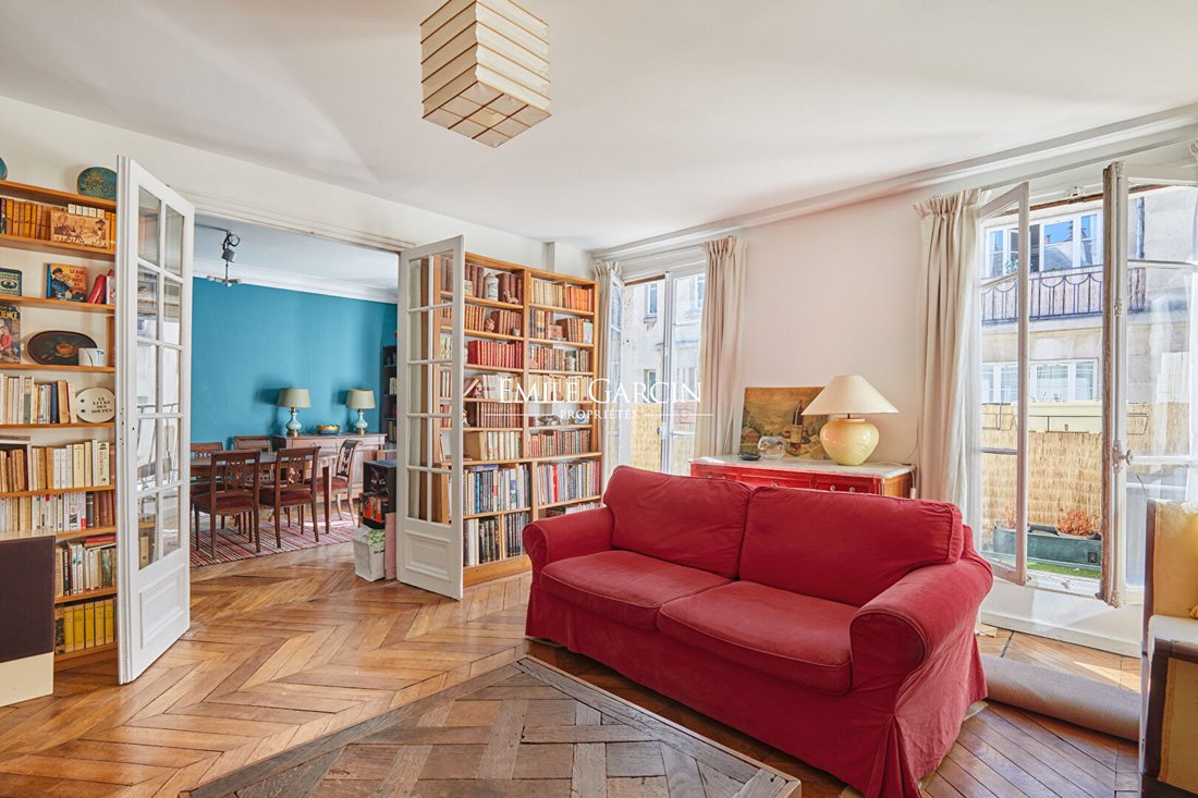 Apartment in Lorette-Martyrs, Paris 9e Arrondissement, Paris 2 - 18901527