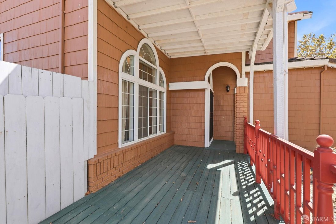 House in Pittsburg, California, United States 5 - 18898352