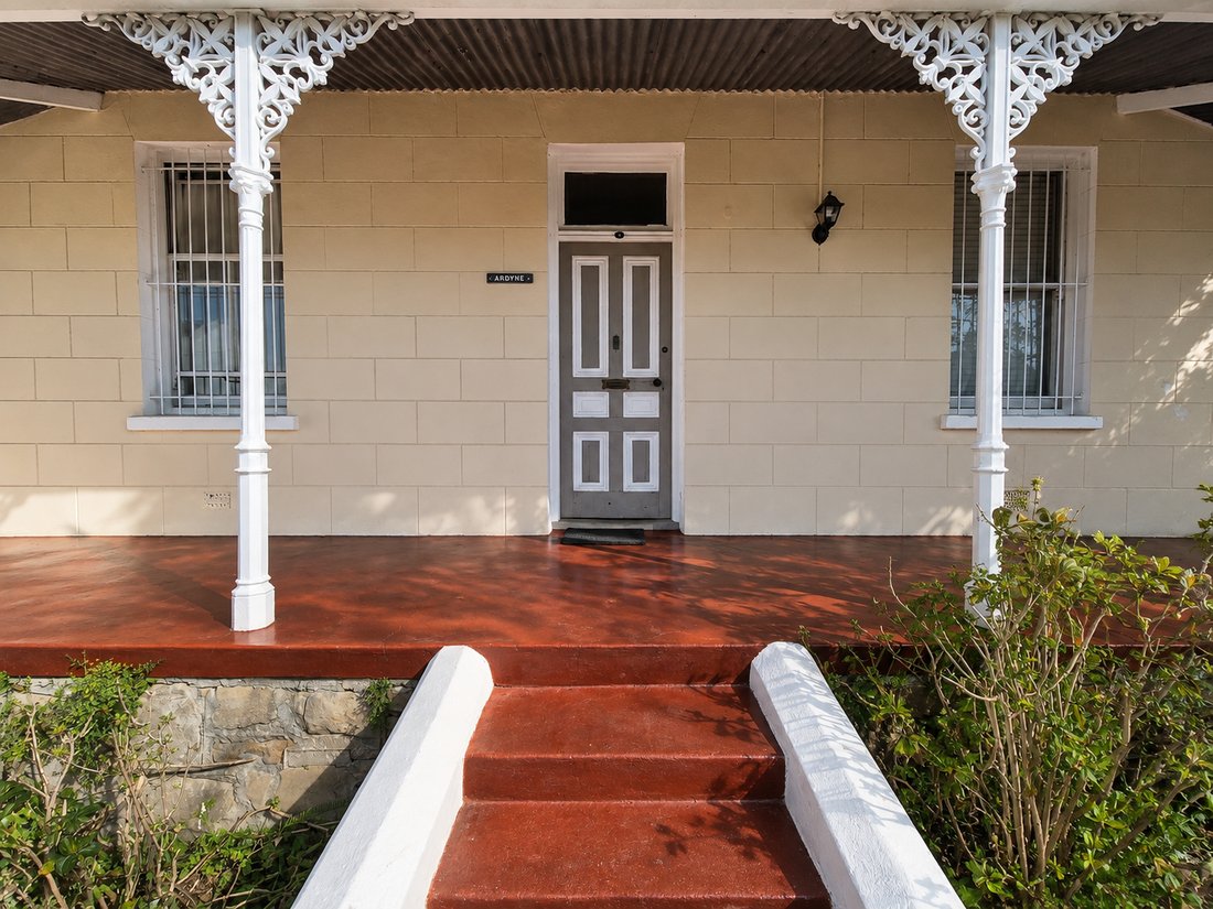 Casa di campagna a Wynberg, Southern Suburbs, Città del Capo 1 - 18901977