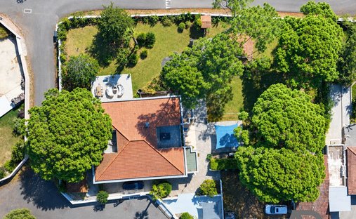 Villa à Ouest et Sud, Borgo, France 1