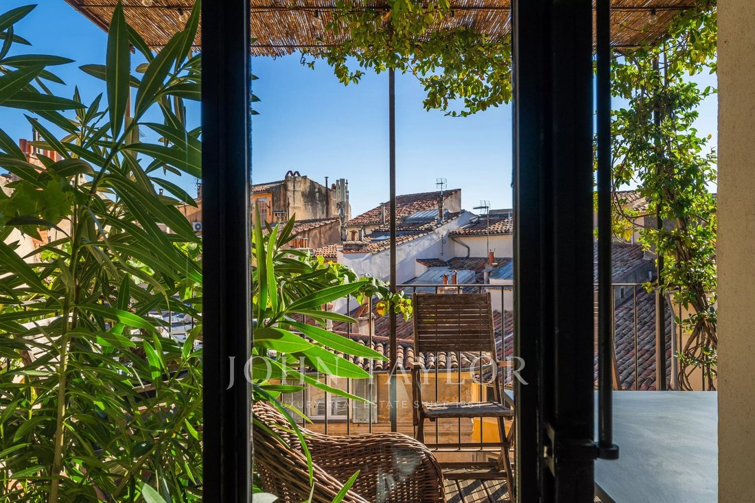 Apartment in Mazarin-Opéra-Bellegarde-Mairie, Aix-en-Provence, France 2 - 18896500