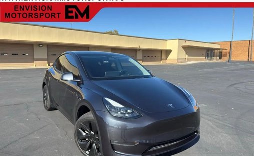 2024 Tesla Model Y Long Range Sport Utility 4D in Sacramento, CA, United States 1