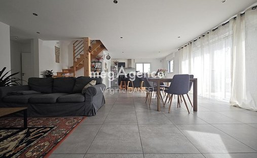 House in Zone Industrielle du Prat, Vannes, France 1
