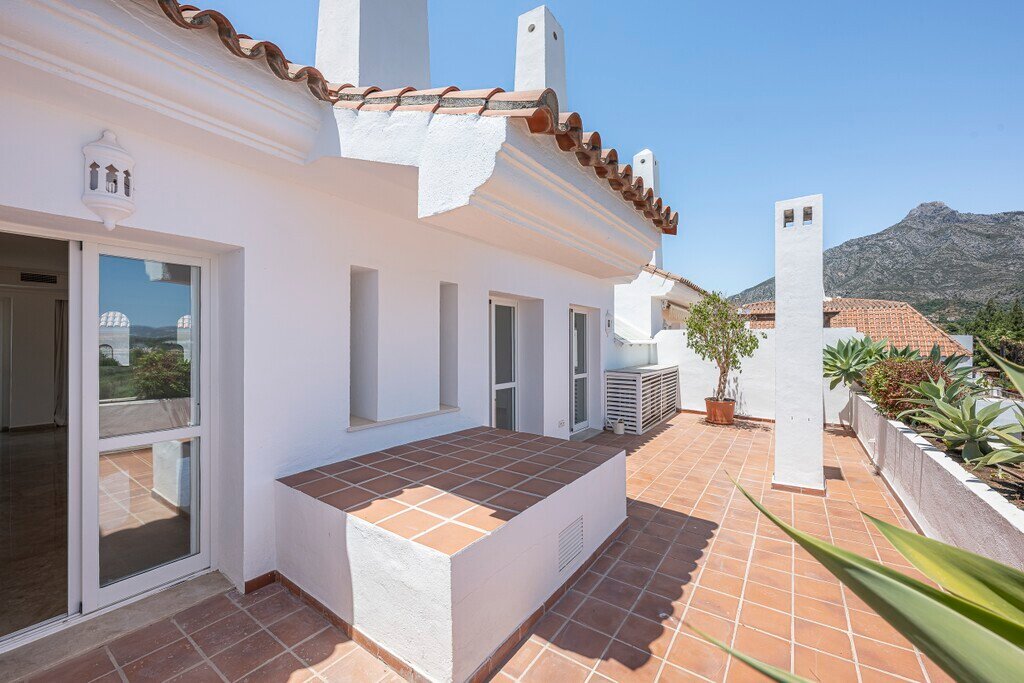 Penthouse in Marbella, Andalusia, Spain 3 - 18900865