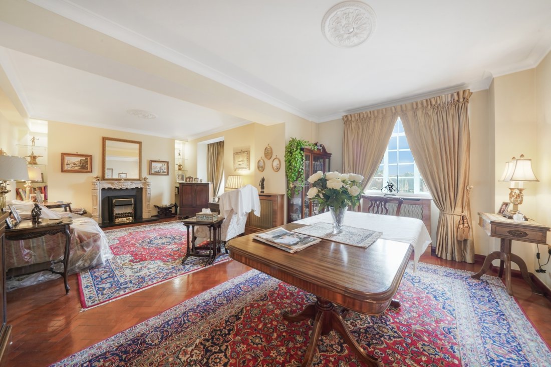 Apartment in Brook Green, Hammersmith and Fulham, England 1 - 18895992