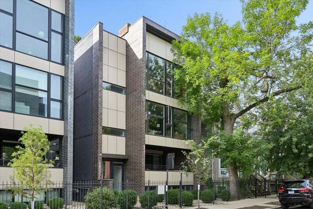 Condo in Chicago, Illinois, United States 1 - 18900424