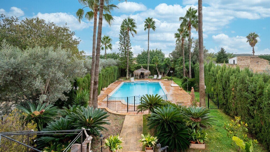 House in Santa Maria del Cami, Balearic Islands, Spain 1 - 13865508