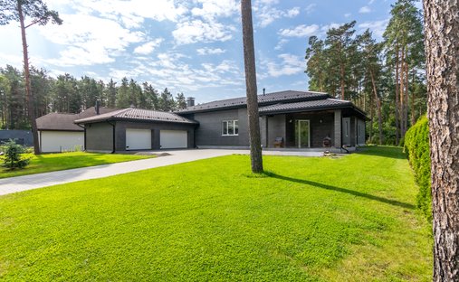 Haus in Upesciems, Lettland 1