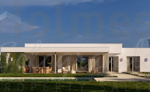 Villa in Sotogrande, San Roque, Andalusia 1