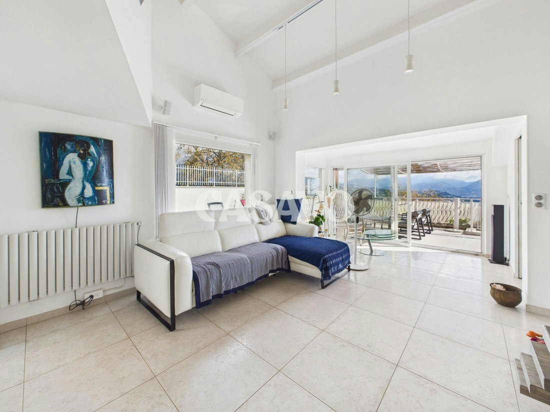 Villa in Nice, Provence-Alpes-Côte d'Azur, France 4 - 18901475