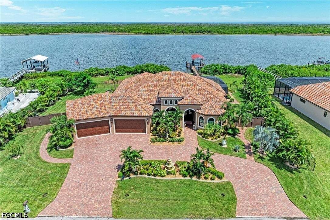 Maison à Port Charlotte, Floride, États-Unis 1 - 18898832