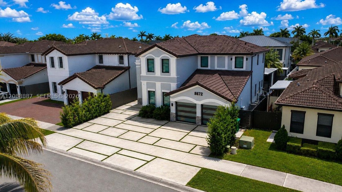 Casa a Miami Lakes, Florida, Stati Uniti 2 - 18899712