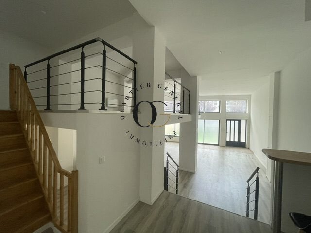 Apartment in Arrondissement of Bobigny, Ile-de-France, France 5 - 18902308