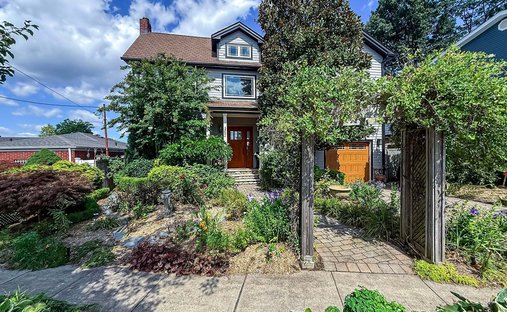 House in New York, New York, United States 1
