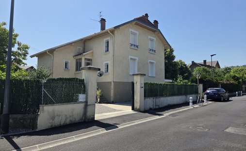 Maison à Chambéry, Auvergne-Rhône-Alpes, France 1