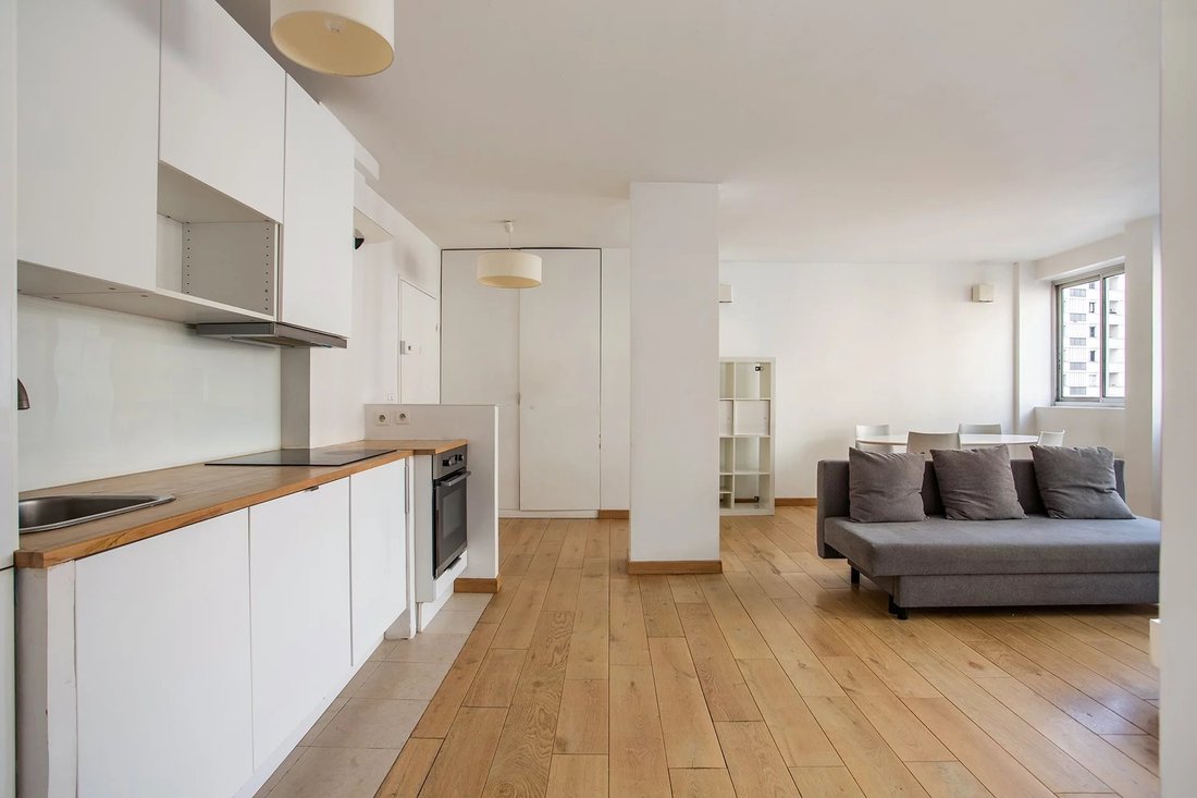 Apartment in Auteuil Nord, Paris 16e Arrondissement, Paris 3 - 18895711