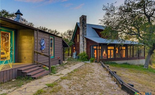 House in Kingsbury, Texas, United States 1