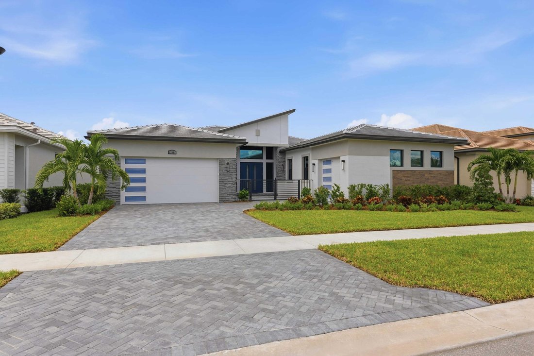 House in Port St. Lucie, Florida, United States 2 - 18668947