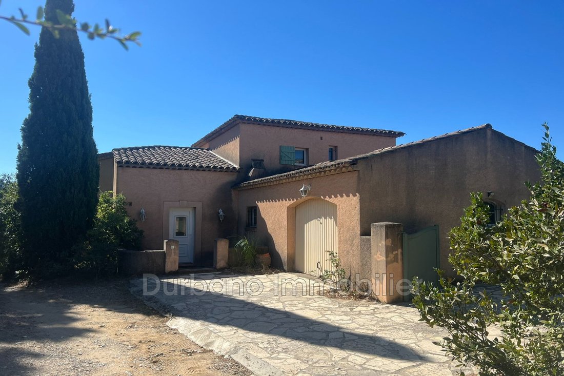 Villa en Le Plan-de-la-Tour, Provenza-Alpes-Costa Azul, Francia 1 - 18896968