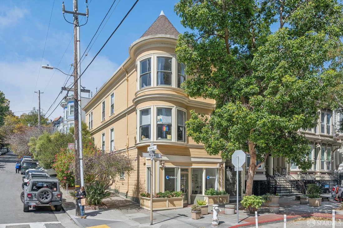 Condo in San Francisco, California, United States 2 - 18898655