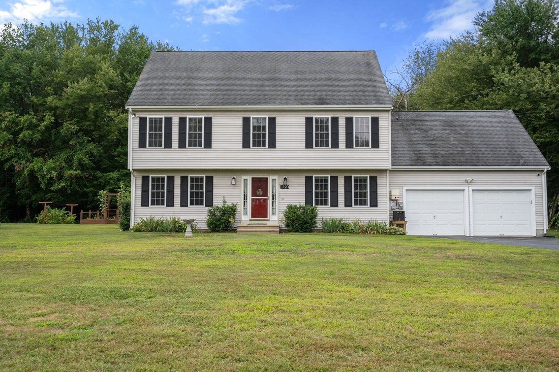 Mendon, Massachusetts, United States 1 - 18897722
