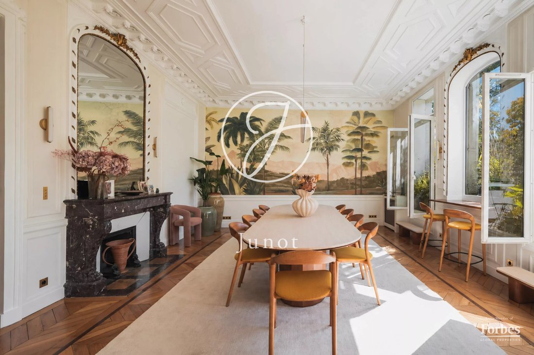 Apartment in Porte Saint Denis-Paradis, Paris 10e Arrondissement, Paris 1 - 18897564