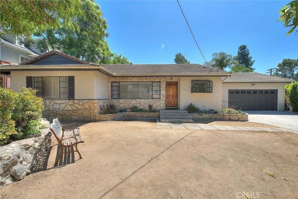 House in Glendale, California, United States 1 - 18900240