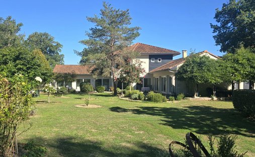 Casa a Bourg-du-Bost, Nuova Aquitania, Francia 1