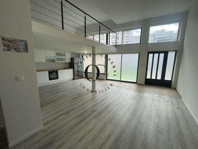 Apartment in Arrondissement of Bobigny, Ile-de-France, France 2 - 18902308