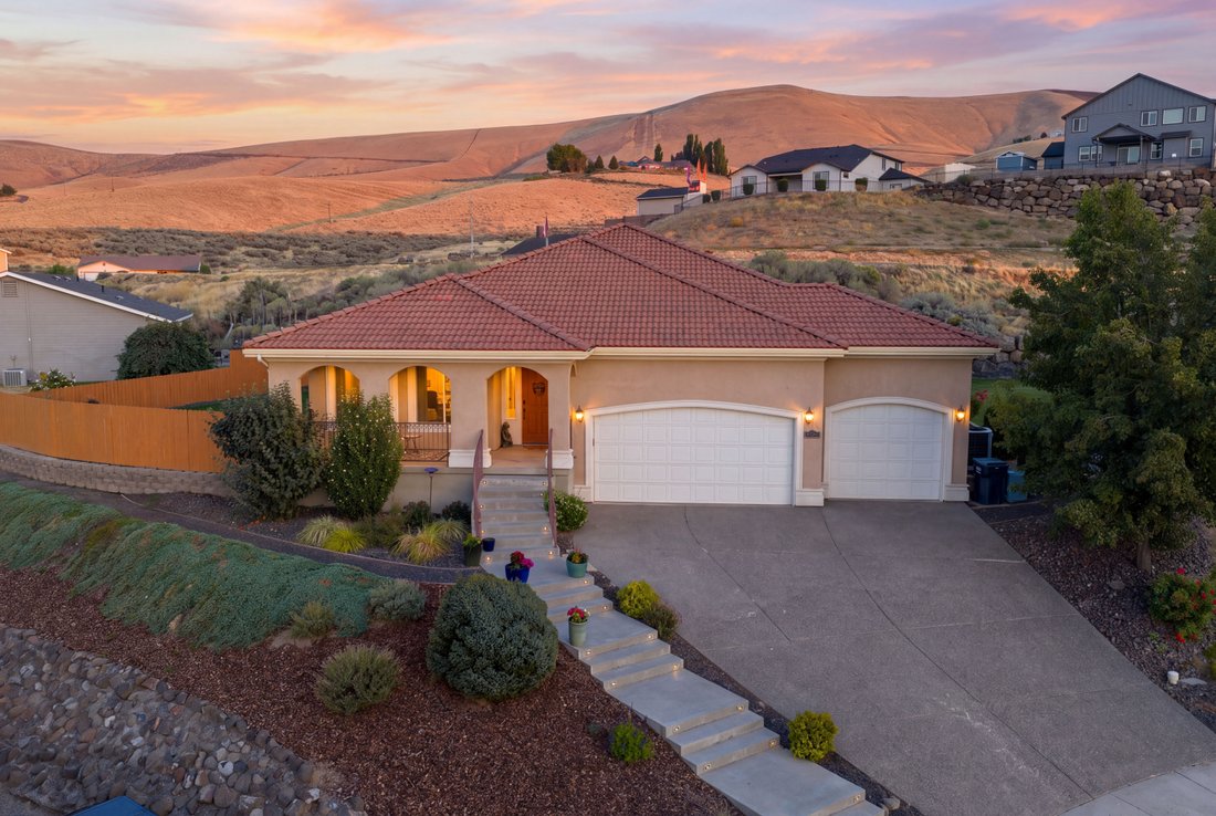 House in Prosser, Washington, United States 1 - 18607586