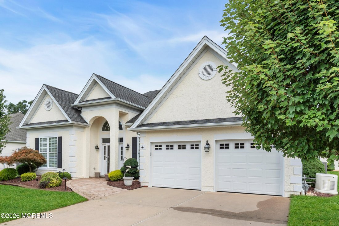 Freehold Township, New Jersey, United States 2 - 18897860