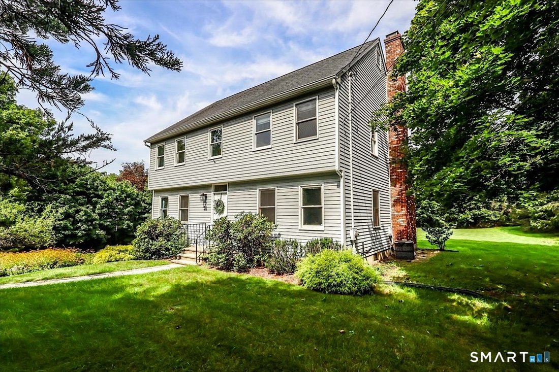 Maison à Newtown, Connecticut, États-Unis 4 - 18901014