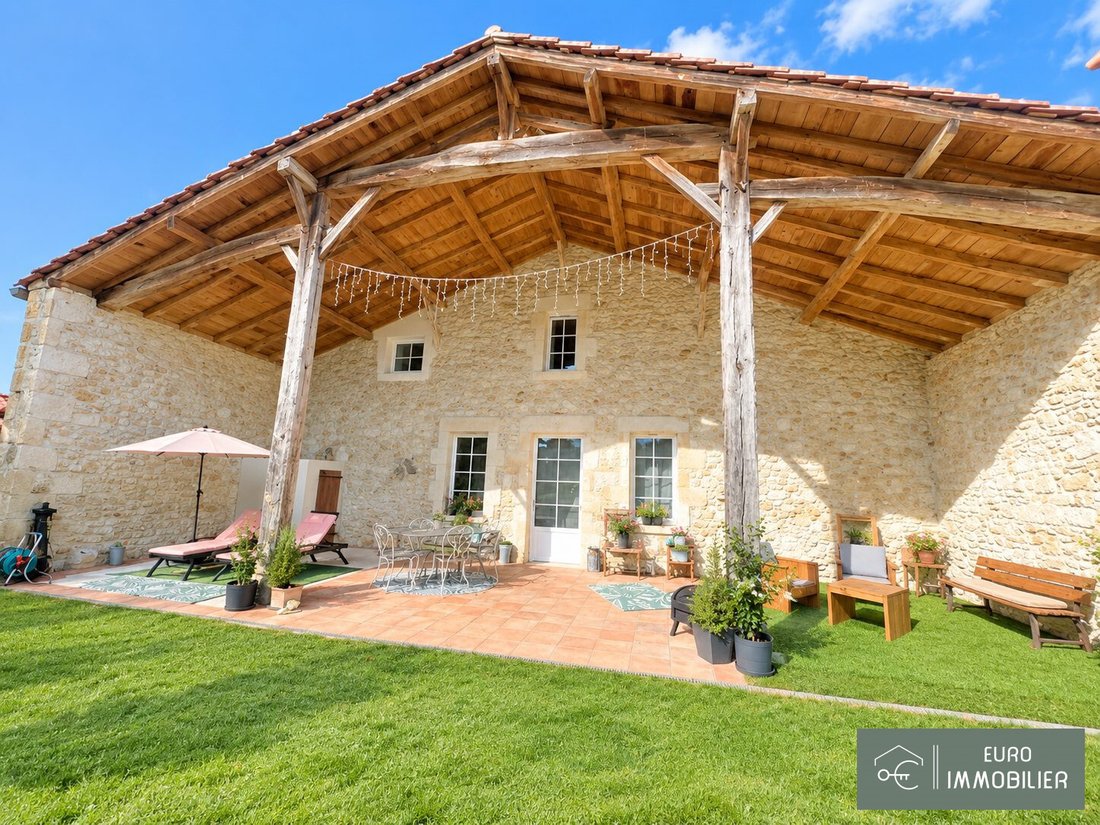 House in Bazas, Nouvelle-Aquitaine, France 1 - 18902528