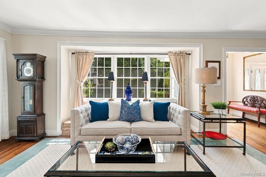 House in Manhasset, New York, United States 5 - 18895699